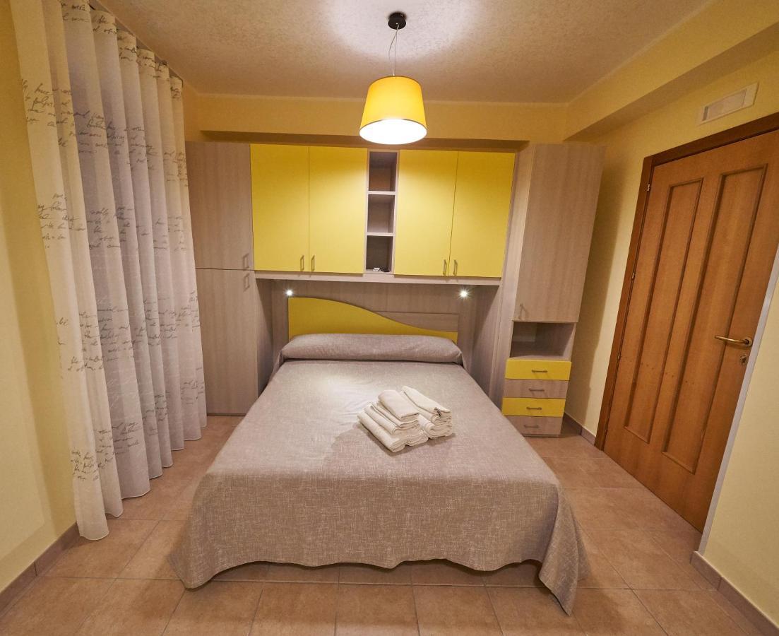 B&B Mary Grace Rossano Stazione Zewnętrze zdjęcie