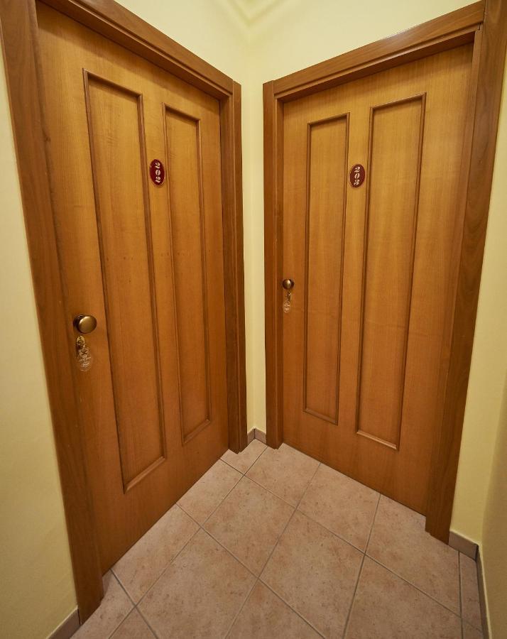 B&B Mary Grace Rossano Stazione Zewnętrze zdjęcie