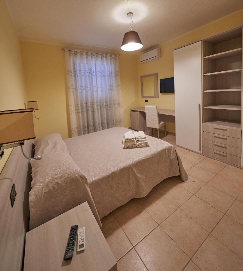 B&B Mary Grace Rossano Stazione Zewnętrze zdjęcie