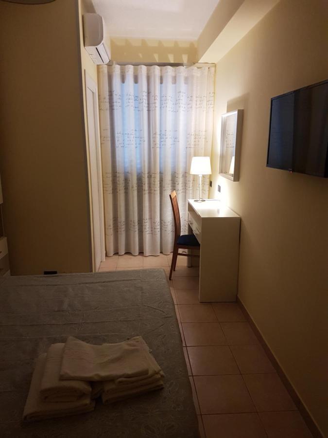 B&B Mary Grace Rossano Stazione Zewnętrze zdjęcie