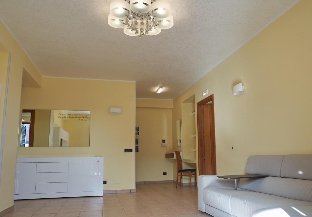 B&B Mary Grace Rossano Stazione Zewnętrze zdjęcie